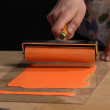 20 Fluorescent Orange, farba do linorytu LINO Pebeo 80 ml
