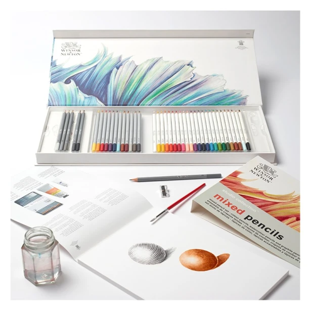 Zestaw kredek rysunkowych Mixed, Winsor &amp; Newton, 45 elem.