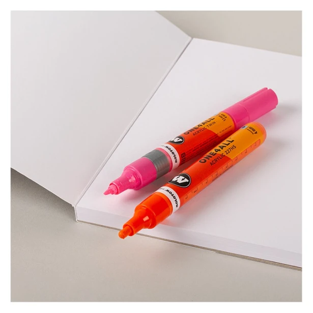 Blok uniwersalny Molotow A4 ALL4ONE, 205 g