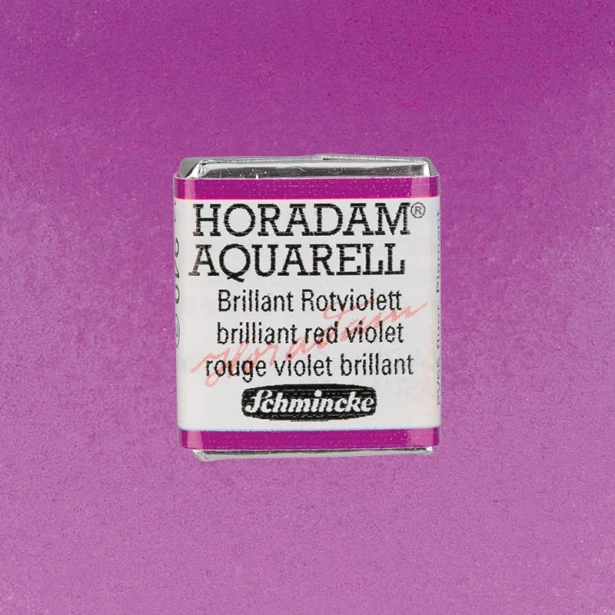 940 Brilliant Red Violet, akwarela półkostka Horadam Schmincke